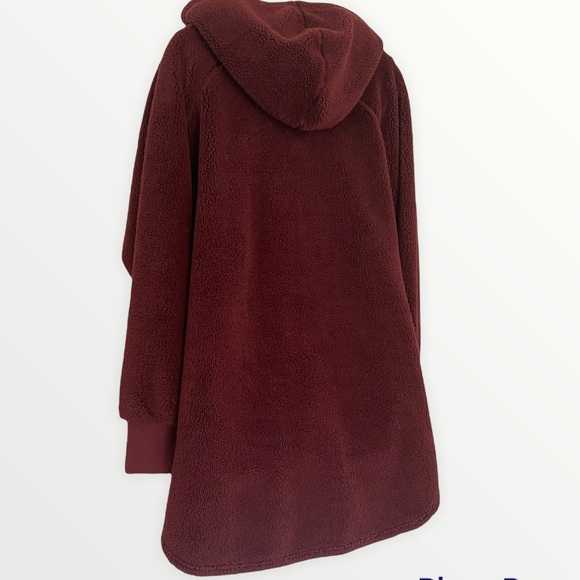 BP Burgandy Port Fuzzy Teddy Style pullover sweater with hood - Picture 5 of 5